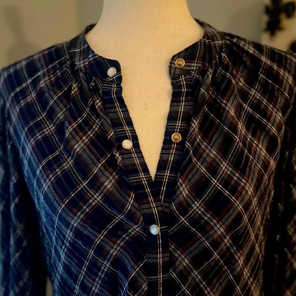 Veronica Beard’s Ashlynn plaid button up top! - Picture 3 of 4
